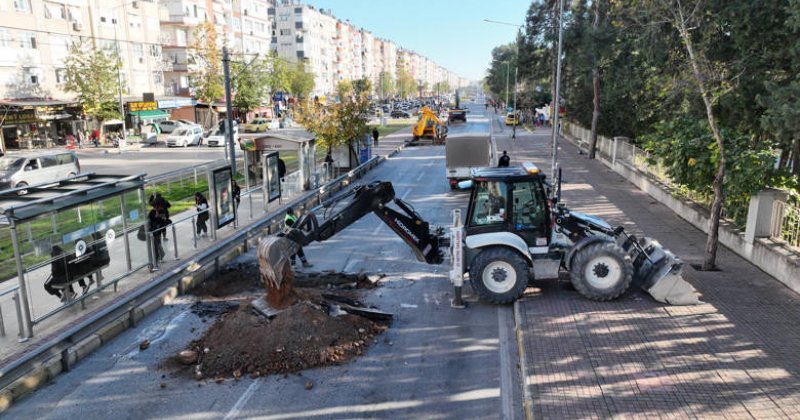 Büyükşehir Belediyesi Namık Kemal Bulvarı Asfaltını Yeniliyor