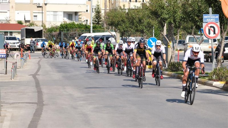 Türkiye bisiklet kupası 1. etap puanlı yol yarışı alanya’da