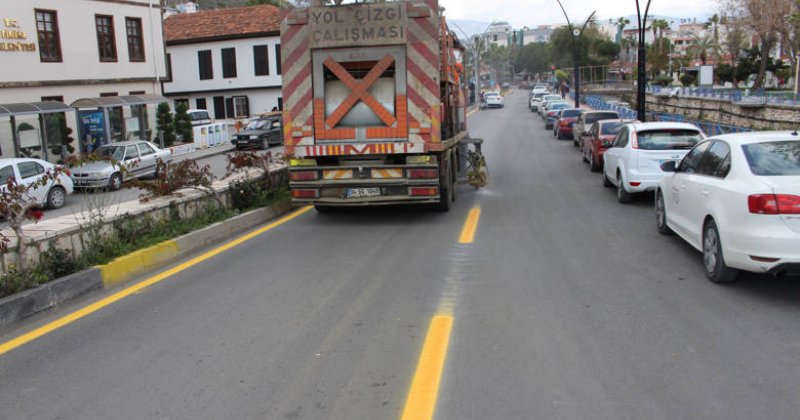 Büyükşehir Belediyesi Yolları Güvenli Hale Getiriyor