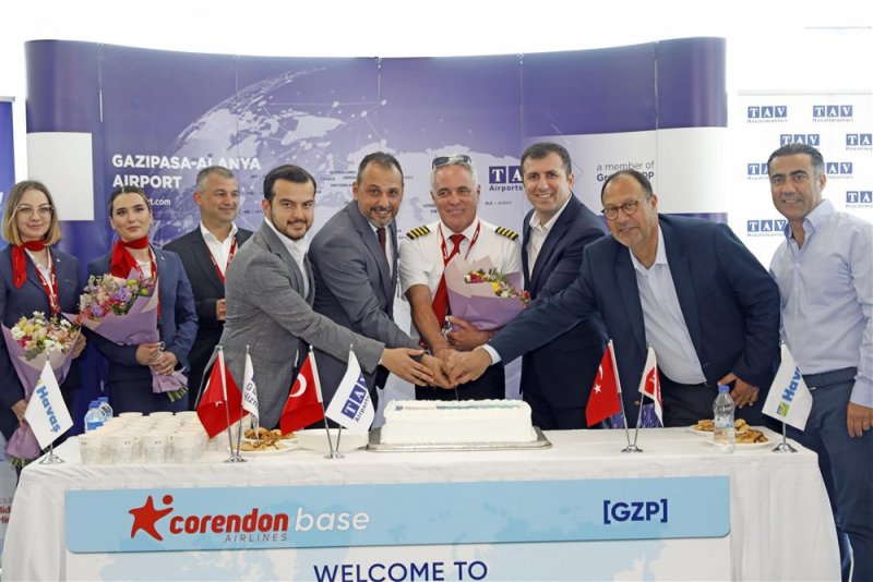 Corendon firması brüksel’den gazipaşa-alanya havalimanı'na ilk uçuşunu gerçekleştirdi