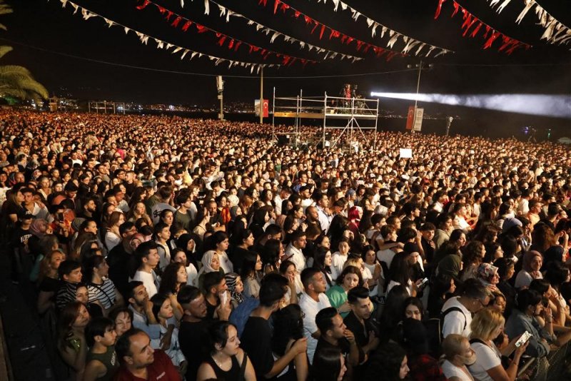 Festivale türk-yunan dostluğu damga vurdu