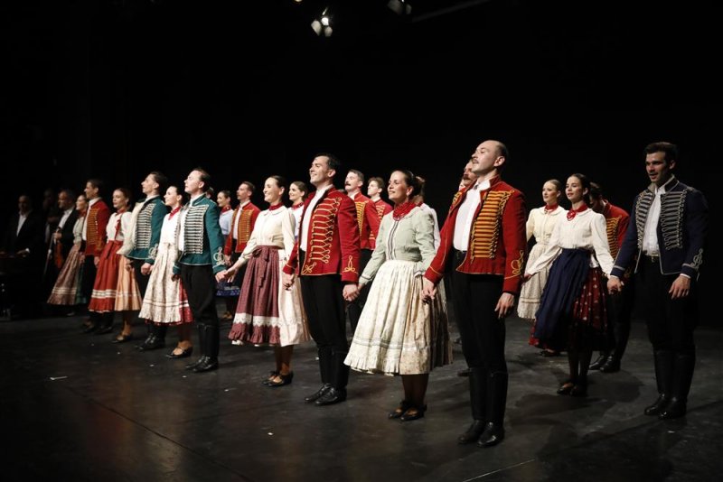 Macaristan ulusal dans topluluğu’ndan muhteşem gösteri