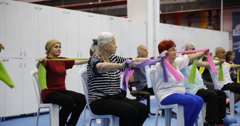Parkinson Hastaları Egzersizlerini Asfi̇m’de Yapıyor