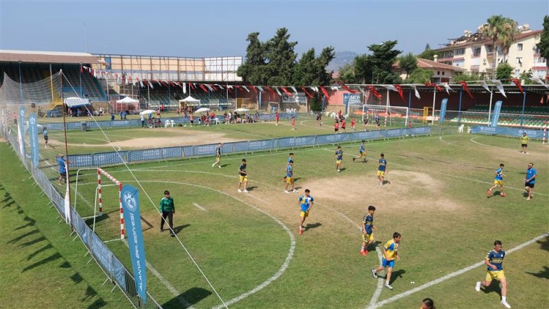 29. alanya ramazan demirci açık alan hentbol turnuvası sona erdi.