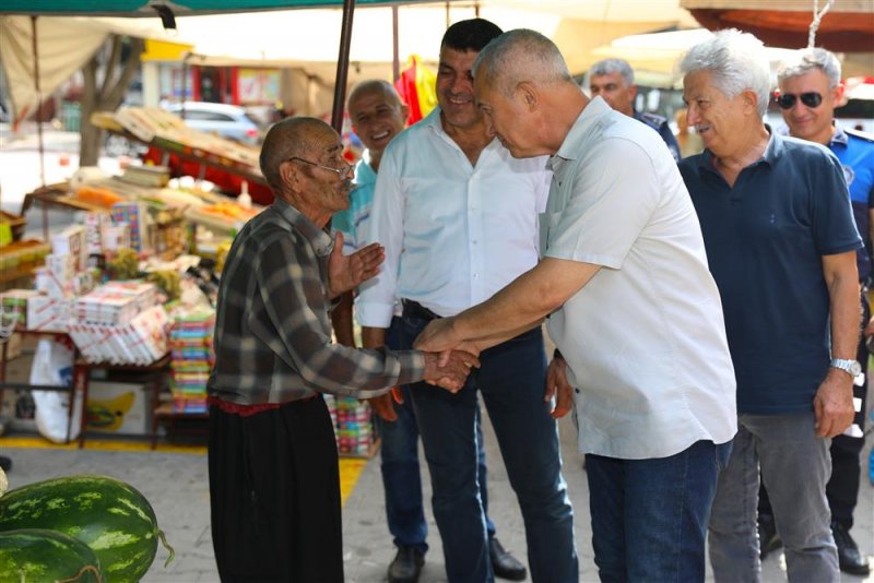 Alanya belediyesi'nden aşure ikramı