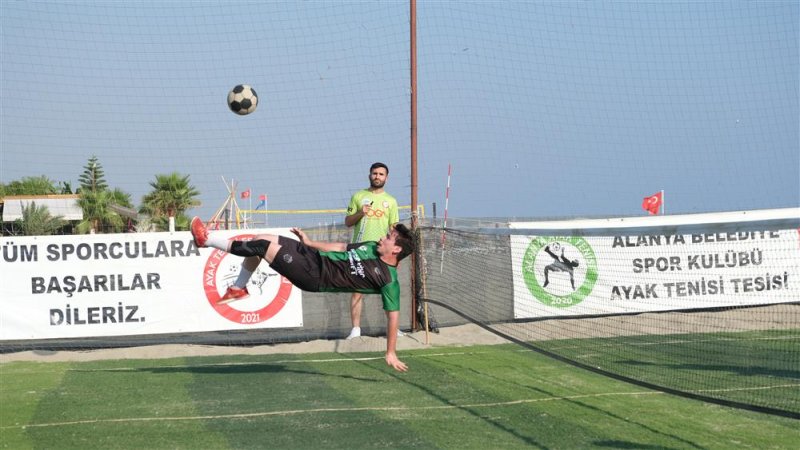 Alanya belediyespor ayak tenisi turnuvası yapıldı