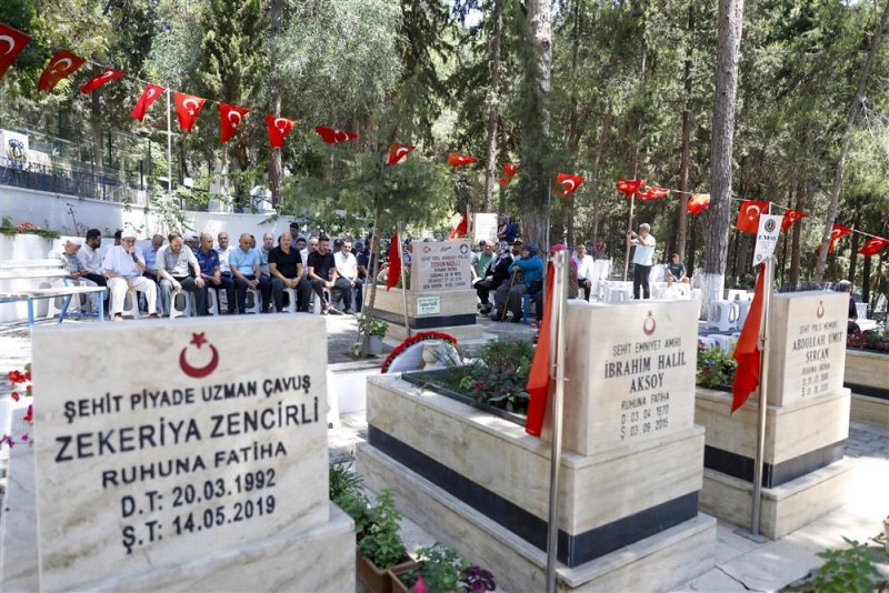 Alanya'da 15 temmuz demokrasi ve milli birlik günü anma töreni düzenlendi