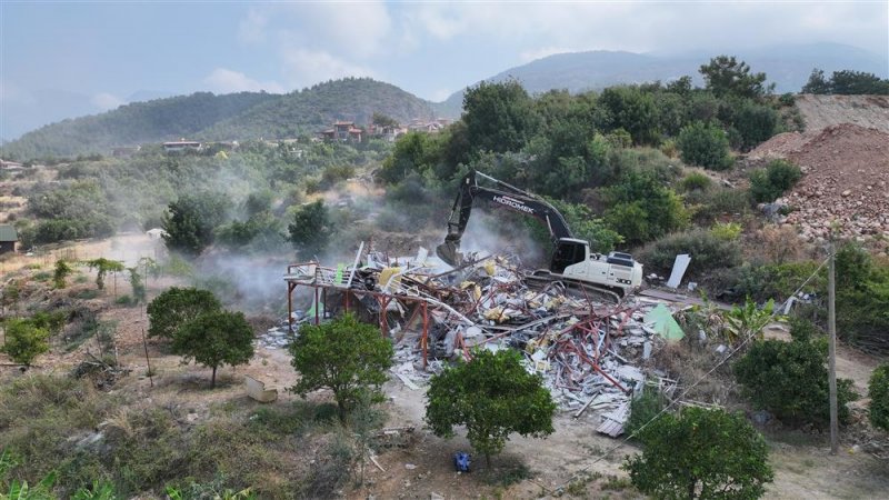 Alanya’da kaçak yapıya yer yok