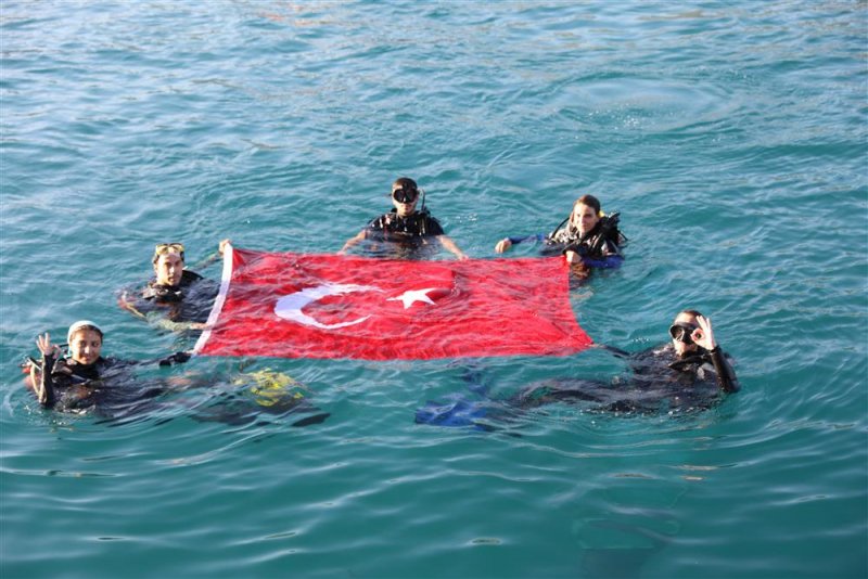 Alanya'da renkli kabotaj bayramı kutlamaları