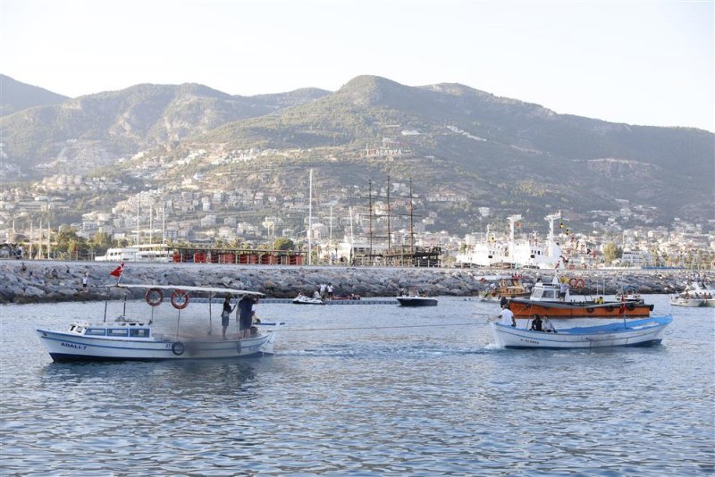 Alanya'da renkli kabotaj bayramı kutlamaları