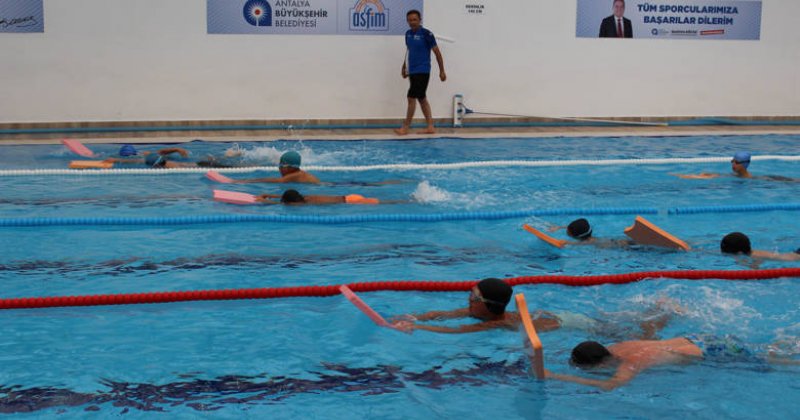 Antalya Büyükşehir Belediyesi’nin  Yaz Spor Kurslarına Yoğun Ilgi Var