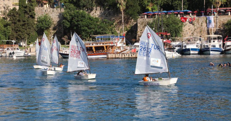 Antalya'da Denizcilik Ve Kabotaj Bayramı Coşkuyla Kutlandı