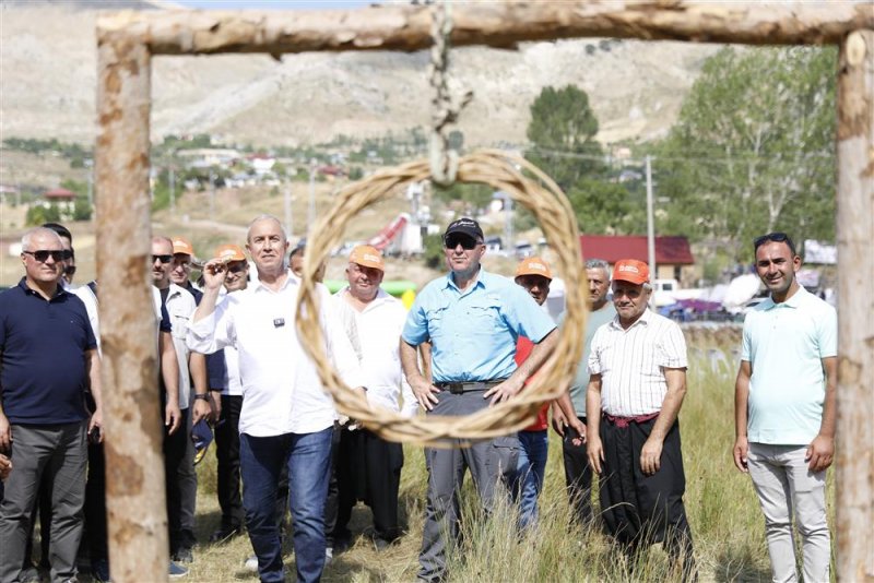 Gökbel’de festival coşkusu