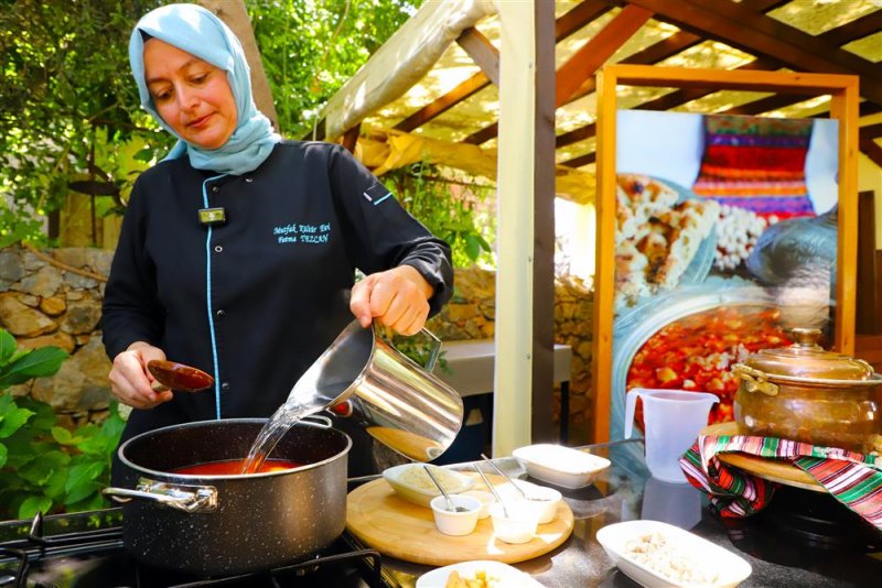 Gülüklü çorba unesco somut olmayan kültürel miras türkiye ulusal envanteri’ne girmek için gün sayıyor