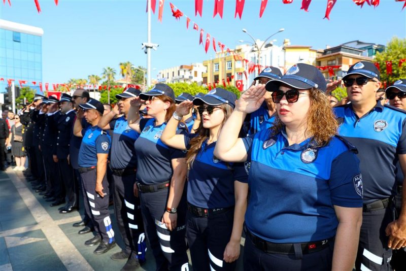 30 ağustos zafer bayramı törenle kutlandı