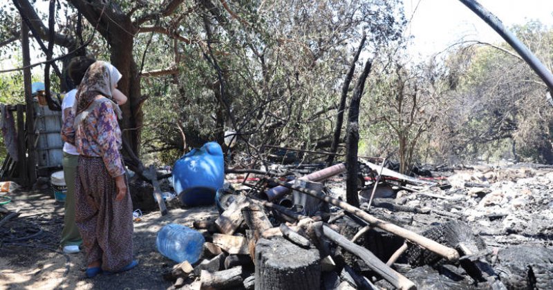 Antalya Büyükşehir Belediyesi Yaraları Sarmak Için Kolları Sıvadı