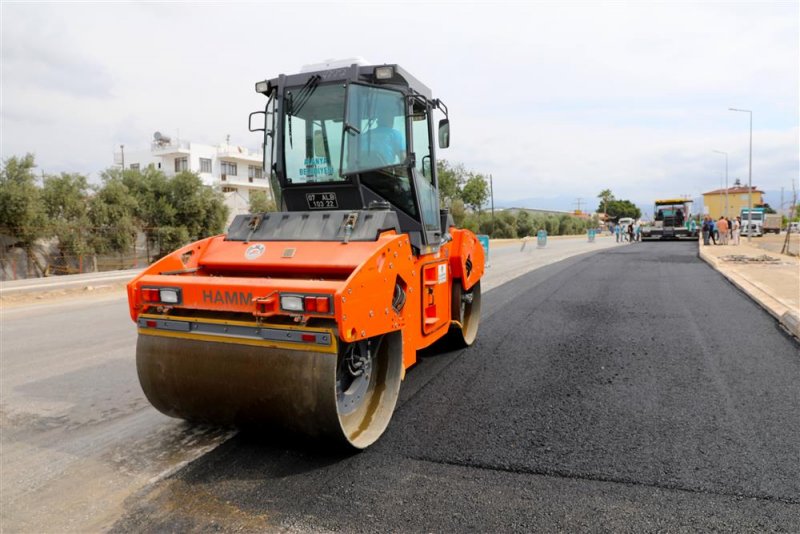 Başkan özçelik batı mahallelerindeki çalışmaları yerinde inceledi