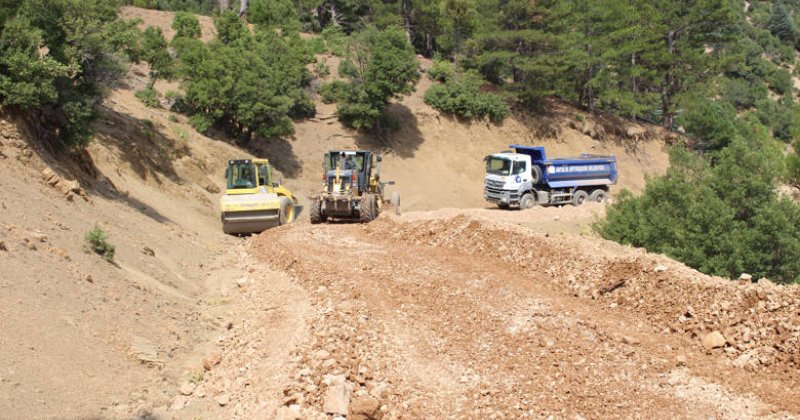 Büyükşehir’den Manavgat’ta Asfalt Öncesi Hazırlık