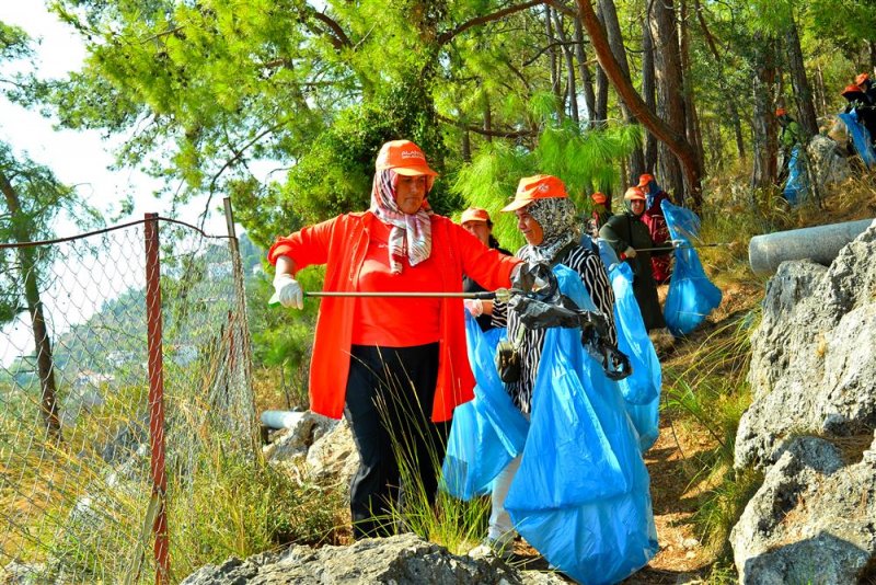 Dünya temizlik günü’nde farkındalık etkinliği