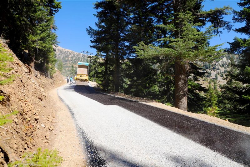 Alanya belediyesi’nden cindi yaylası’na 4 kilometrelik asfalt