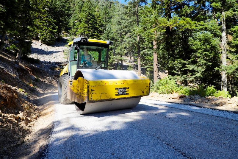 Alanya belediyesi’nden cindi yaylası’na 4 kilometrelik asfalt