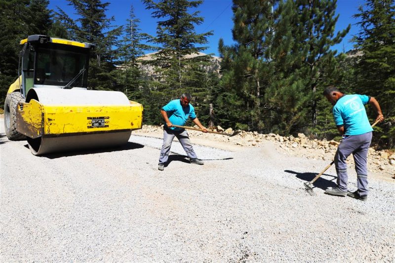 Alanya belediyesi’nden cindi yaylası’na 4 kilometrelik asfalt