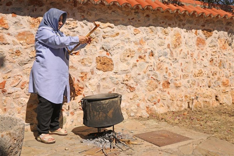 Alanya belediyesi’nden kültürel miras atağı alanya ipeği marka olma yolunda ilerliyor