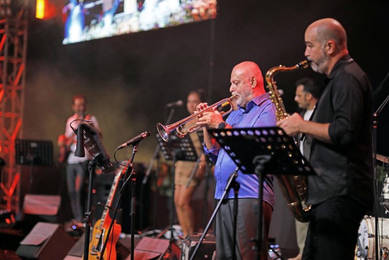 Alanya caz festivali’nin ikinci akşamında selen beytekin ve cecılıa krull rüzgarı esti