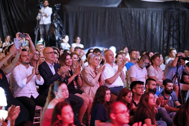 Alanya caz festivali’nin ikinci akşamında selen beytekin ve cecılıa krull rüzgarı esti