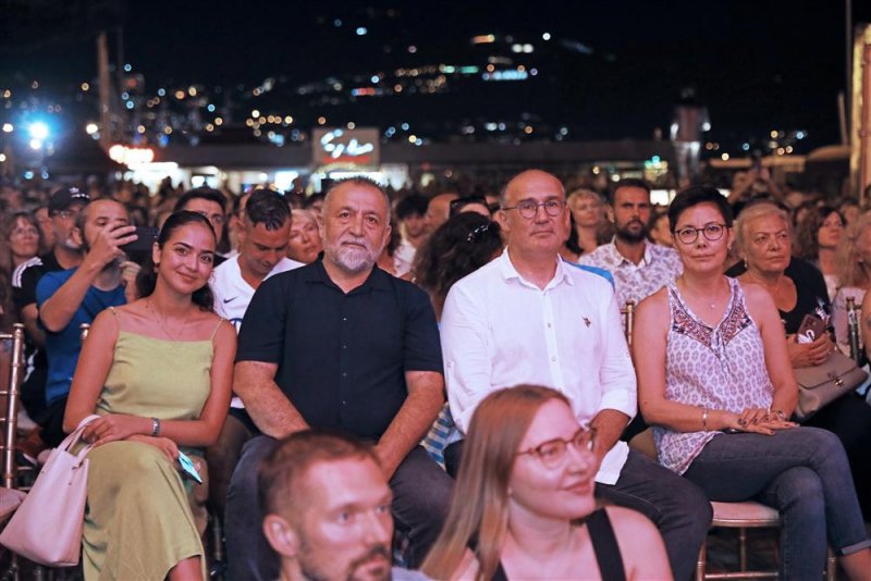 Alanya'da caz tam gaz