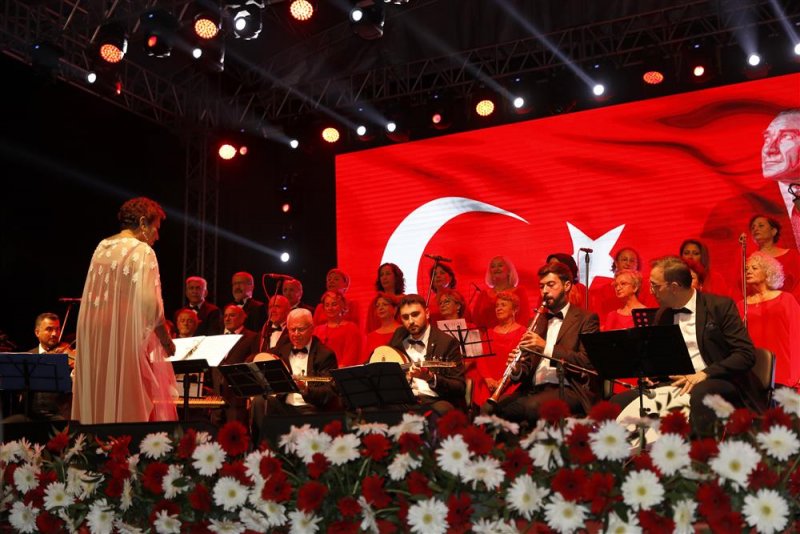 Alanya’da cumhuriyet bayramı coşkusu