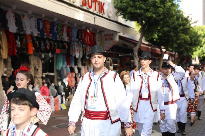 Alanya’da dans ve müzik dolu festival