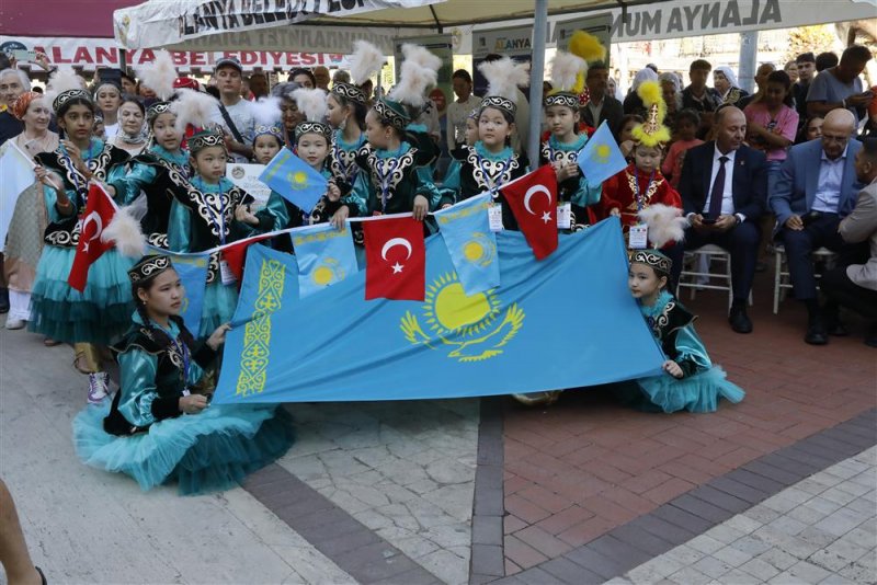 Alanya’da dans ve müzik dolu festival