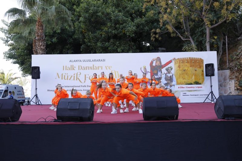 Alanya’da dans ve müzik dolu festival