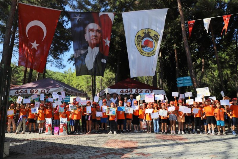 Hayvanları koruma günü kutlandı