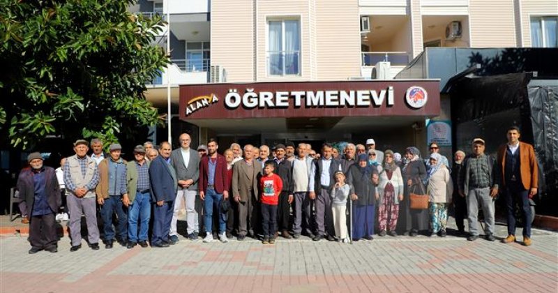 Alanya belediyesi’nden yaşlı vatandaşlara tarih ve doğa gezisi