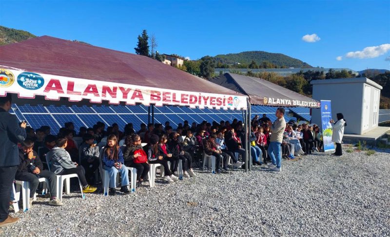 Çevre dostu öğrencilerden ges gezisi