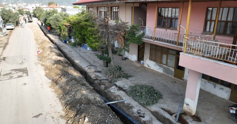 Demre Beymelek’in Içme Suyu Hatları Yenileniyor