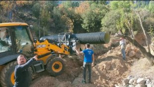 İbradı Üzümdere Mahallesi’nde Yağmur Suyu Çalışması