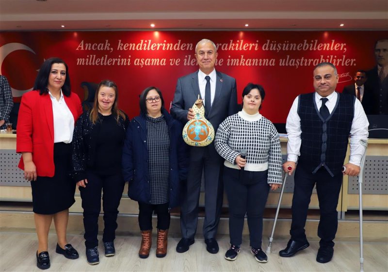 Alanya belediyesi borçlarını kapatıyor  tarihe geçen hizmetlere imza atıyor