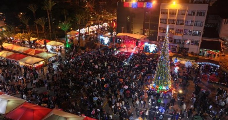 Alanya uluslararası noel pazarı'nda kardeşlik mesajları verildi