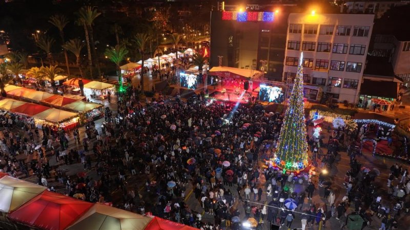 Alanya uluslararası noel pazarı'nda kardeşlik mesajları verildi