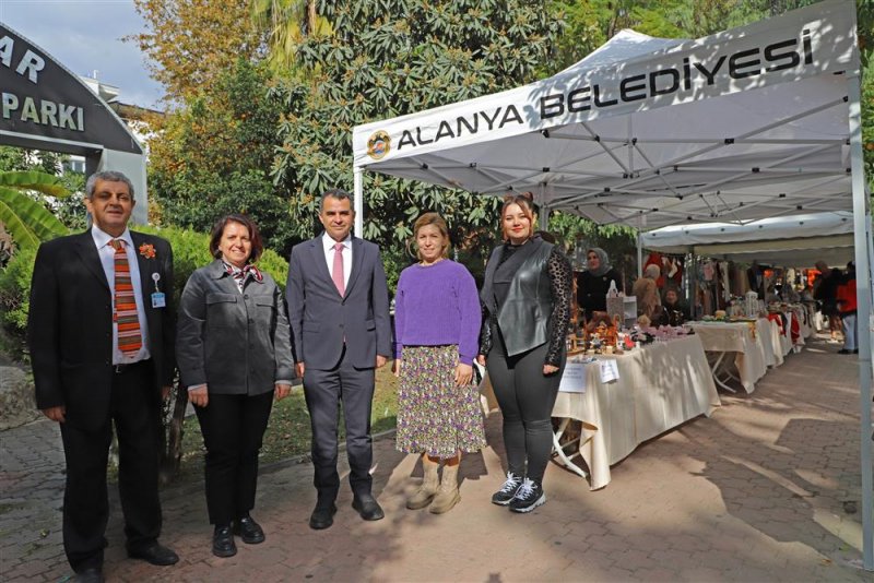 El sanatları üretici pazarı mahmutlar’da açıldı