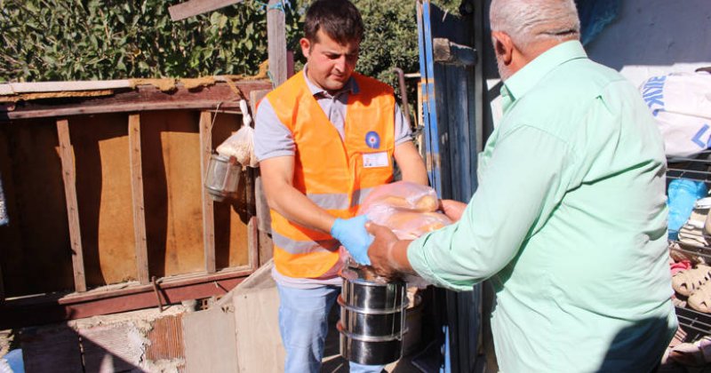 Manavgat Aşevi Ihtiyaç Sahiplerinin Yanında