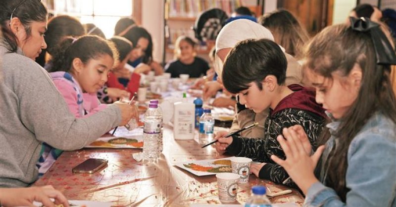 Alanya belediyesi çocuk kütüphanesi'nden öğrenciler için tam mesai