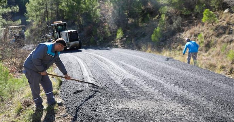 Alanya belediyesi kırsal mahallelerin yol hasretini sona erdiriyor