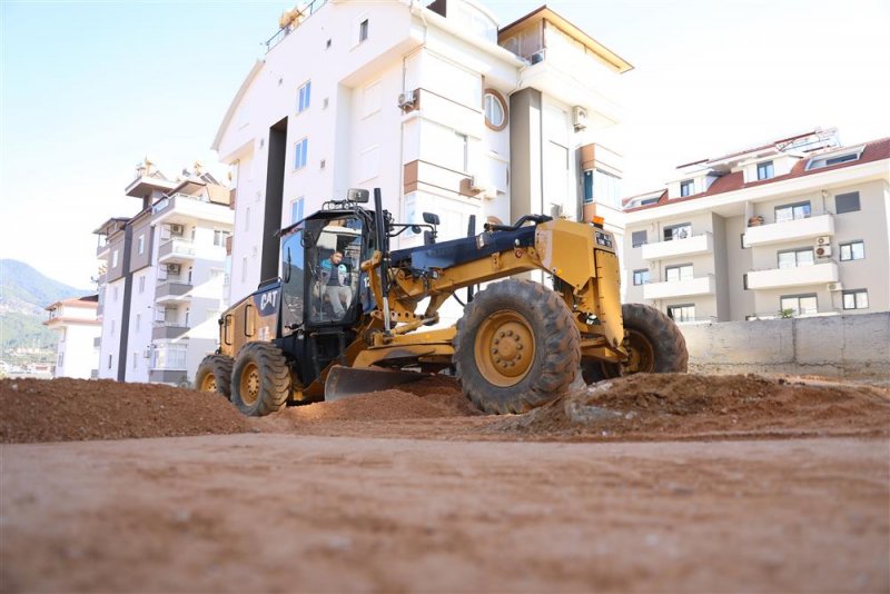 Alanya belediyesi’nden oba'da yol çalışması