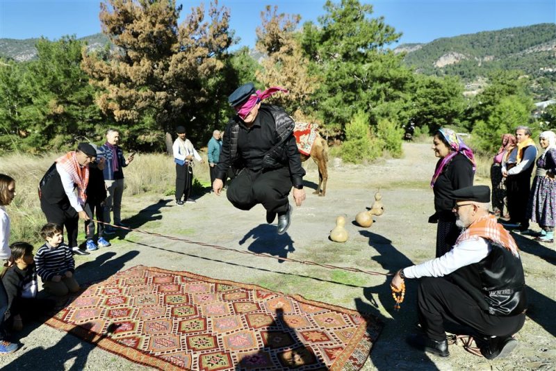 Geleneksel yörük oyunları projesi çekimleri gübüdük oyunu ile sona erdi