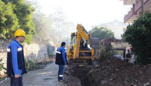 Kemer Aslanbucak’ın Içme Suyu Hattı Yenileniyor