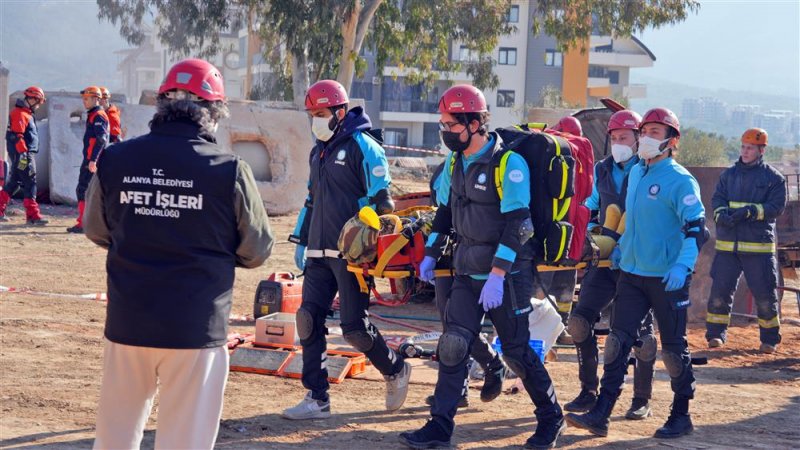 Alanya belediyesi’nden deprem farkındalık tatbikatı